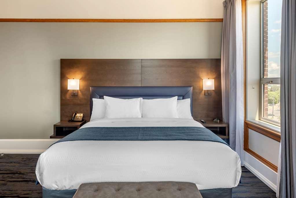 The Courthouse Hotel, Ascend Hotel Collection Thunder Bay Room photo