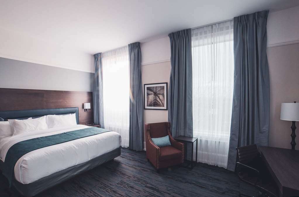 The Courthouse Hotel, Ascend Hotel Collection Thunder Bay Room photo